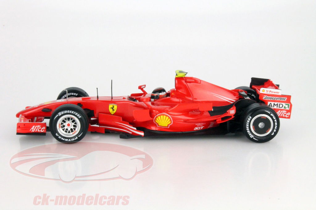 HotWheels 1:18 Kimi Raikkonen Ferrari F2007 #6 World