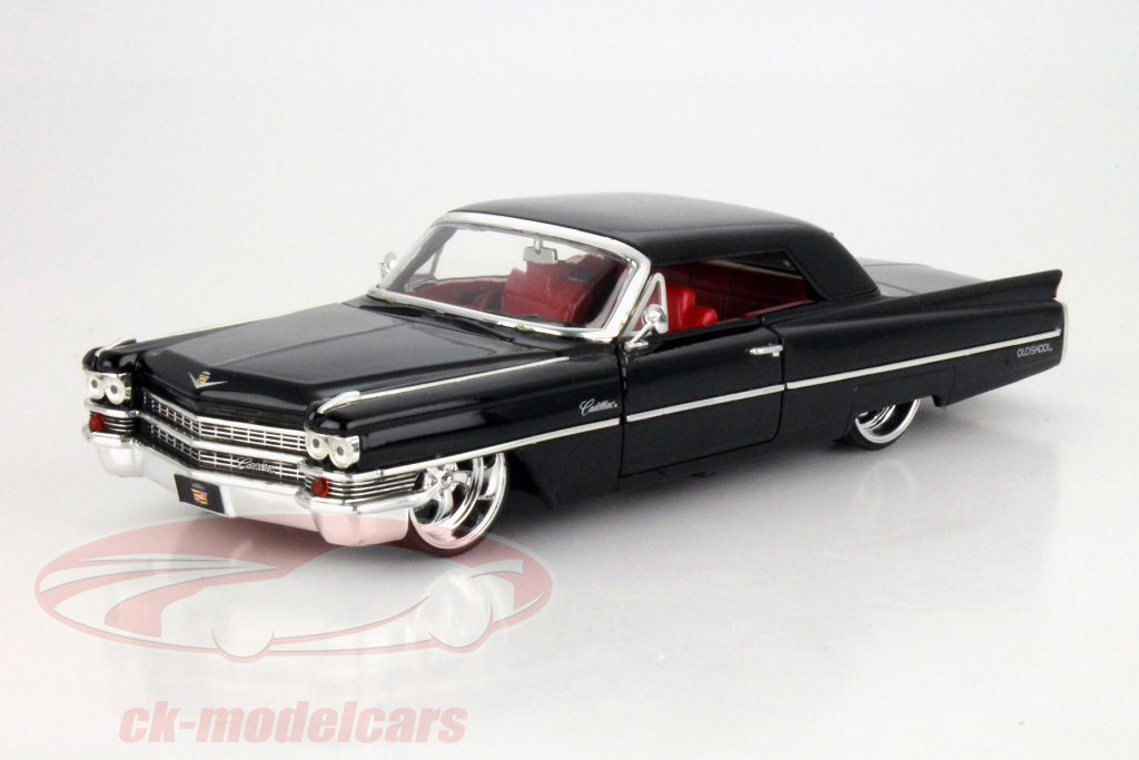 【激レア】CADILLAC LUCKIES & CADILLAC 2枚セット Jadatoys 1:18 Cadillac Hard Top Year 1963 Dub City black 1