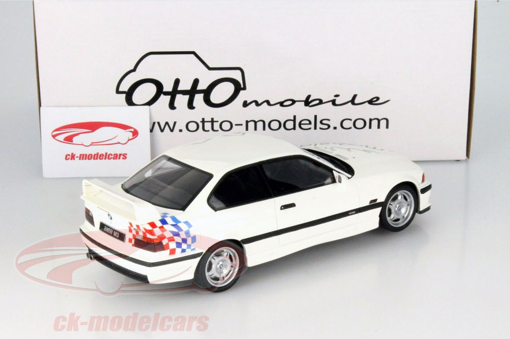 1/18 BMW M3 (E36) ライトウェイト 1995 ホワイト Ottomobile 1:18 BMW M3 (E36) Light Weight (LTW) White OT569