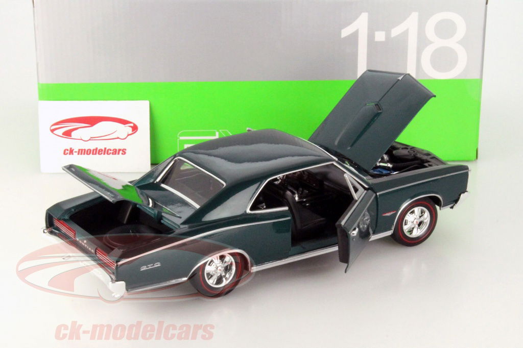 WELLY★1966 ポンティアック GTO Welly 1966 Pontiac GTO 1:18 Scale Diecast Model Car Gold