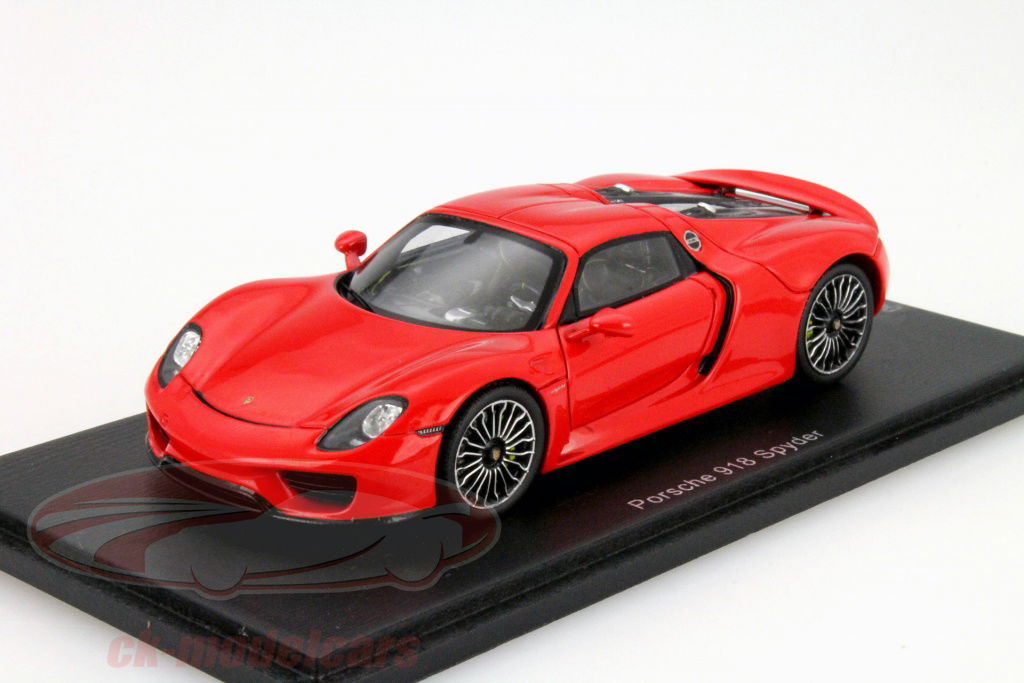 spark-1-43-porsche-918-spyder-guards-red-ca04314006/