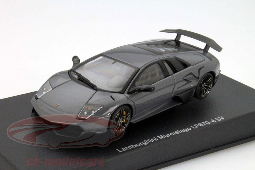 autoart-1-43-lamborghini-murcielago-lp670-4-sv-2009-54626/