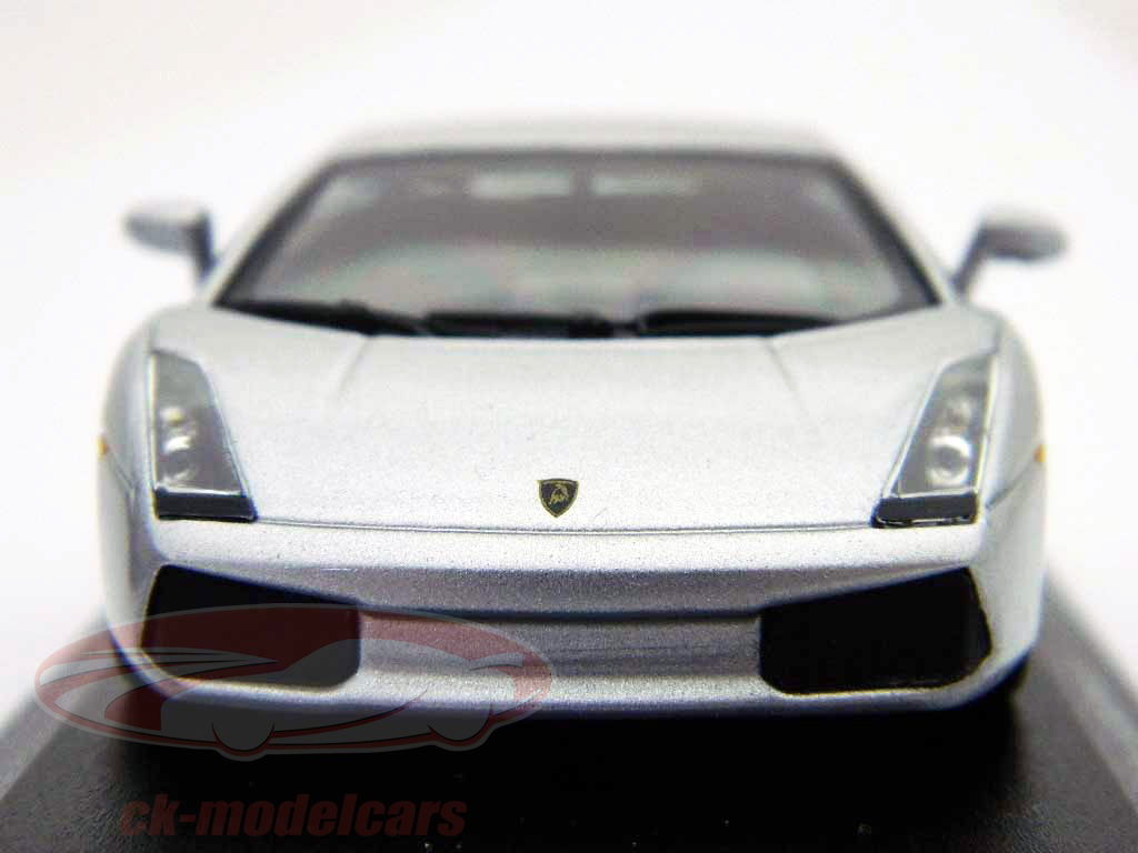 minichamps-1-43-lamborghini-gallardo-anno-2004-dno39argento-400103501/