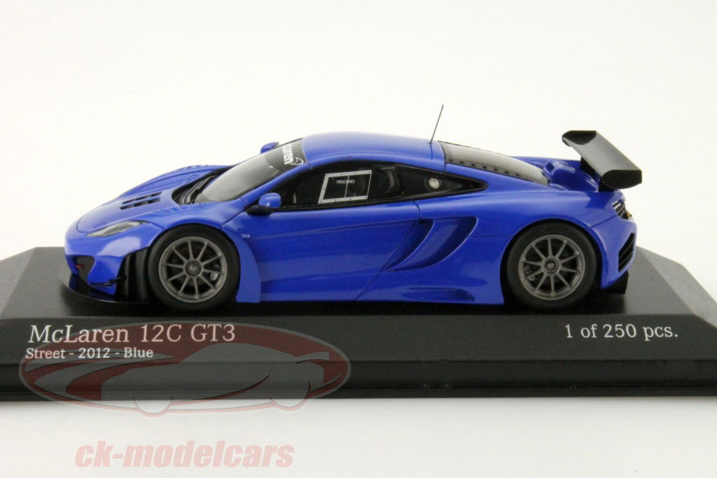 Minichamps 1:43 McLaren 12C GT3 Street Year 2012 blue