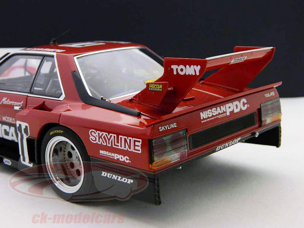 AUTOart 1:18 日産スカイラインRSターボスーパーシルエット1983