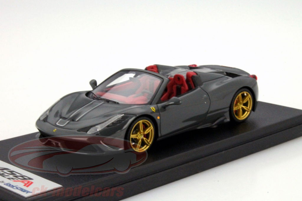 looksmart-1-43-ferrari-458-speciale-a-mellemgr-med-sort-strip-ls435g/