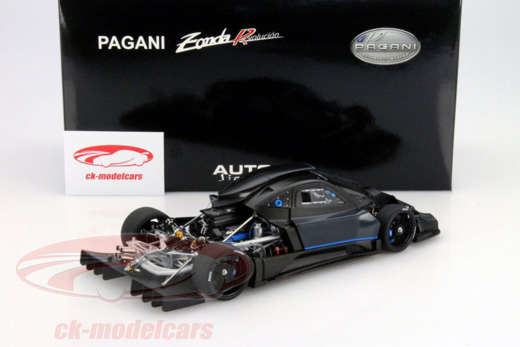AUTOart 1:18 Pagani Zonda Revolucion Year of construction