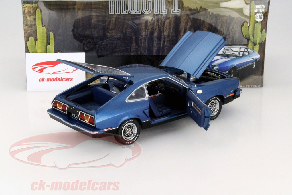 Greenlight 1:18 Ford Mustang II Mach 1 year 1976 blue