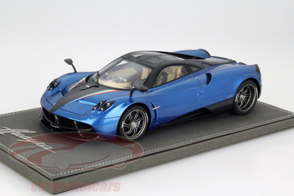 bbr-models-1-18-pagani-huayra-annee-2013-carbone-bleu-metallique-p1873g/
