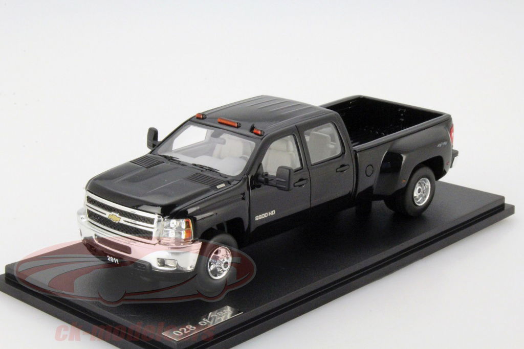 great-lighting-models-1-43-chevrolet-silverado-3500-hd-r-2011-sort-109001/