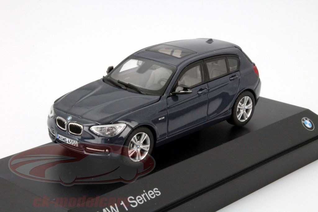 paragonmodels-1-43-bmw-1-series-f20-mitternacht-blau-80422210023/