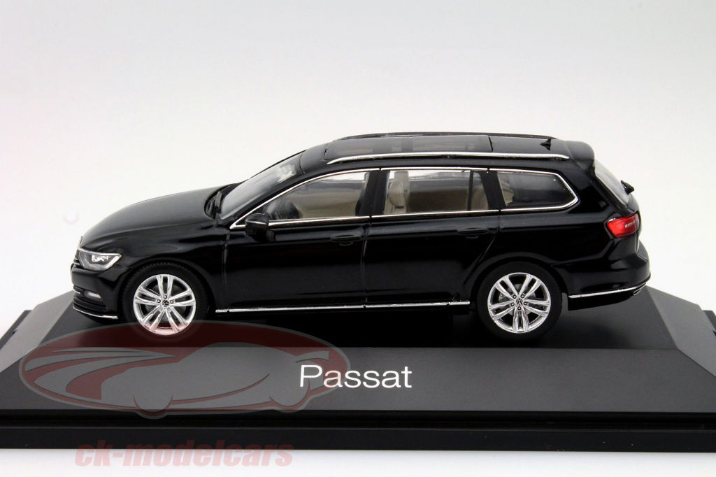Herpa 1:43 Volkswagen VW Passat Variant black 070850 model