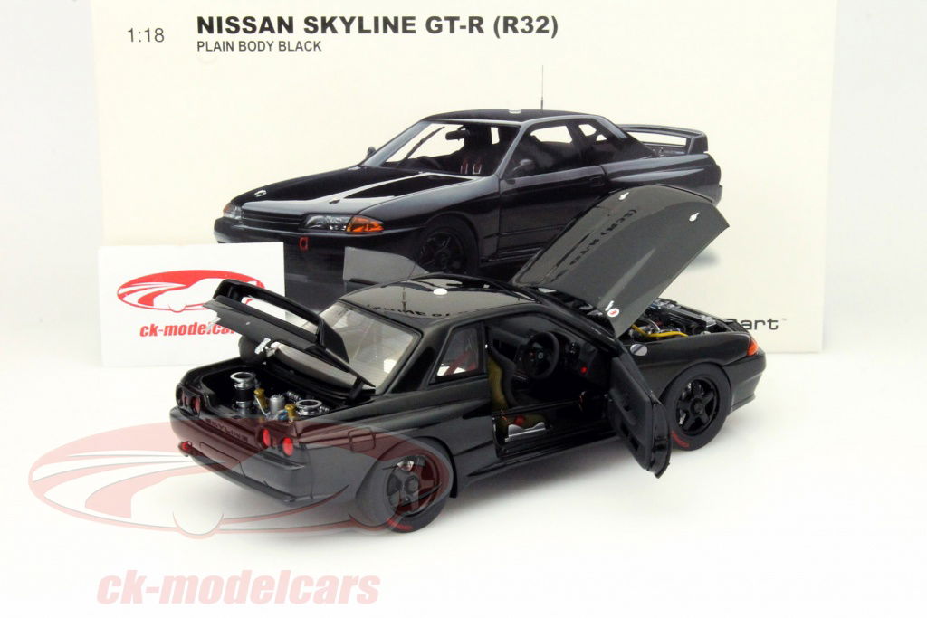 AUTOart 日産スカイラインGTR-32 1/18 1/18 AUTOart NISSAN SKYLINE GTR GT-R (R32) V-SPEC II TUNED