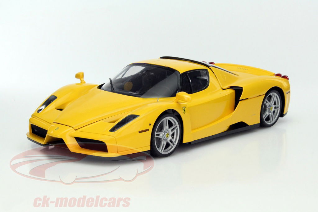 ミニカー TAMIYA ENZO FERRARI 2004 12/1 Tamiya 1/12 ENZO FERRARI Collecter's Club Special No.05 RED