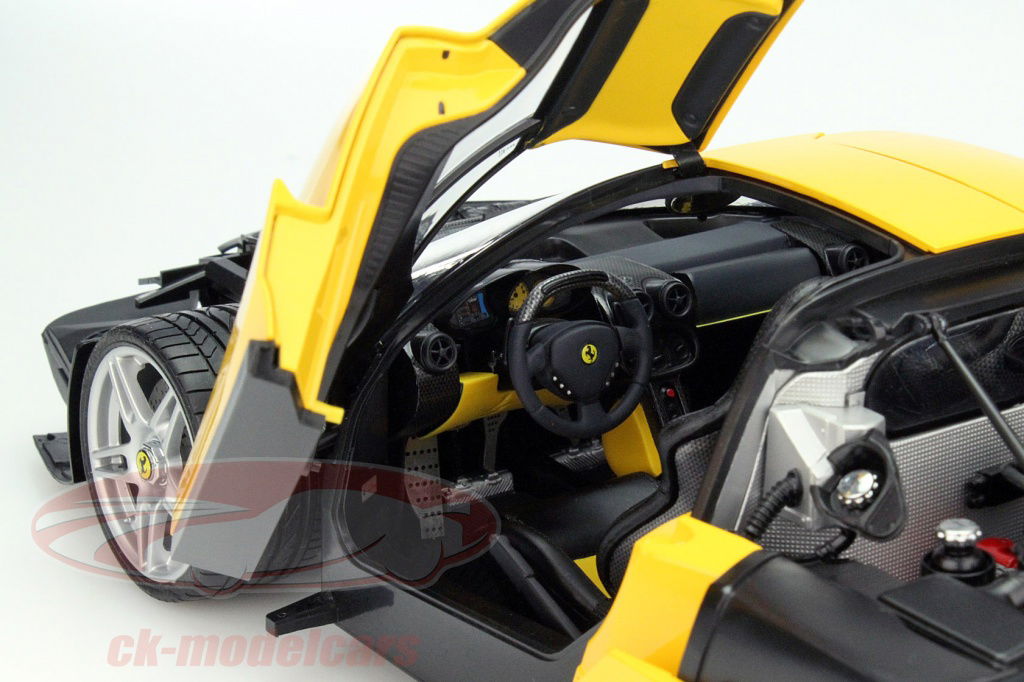 Tamiya 1:12 Ferrari Enzo yellow 23209 model car 23209