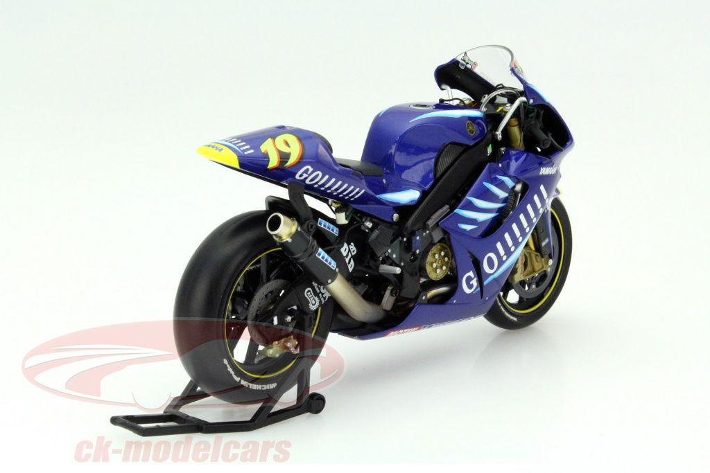 Minichamps 1:12 Olivier Jacque Yamaha YZR 500 #19 MotoGP