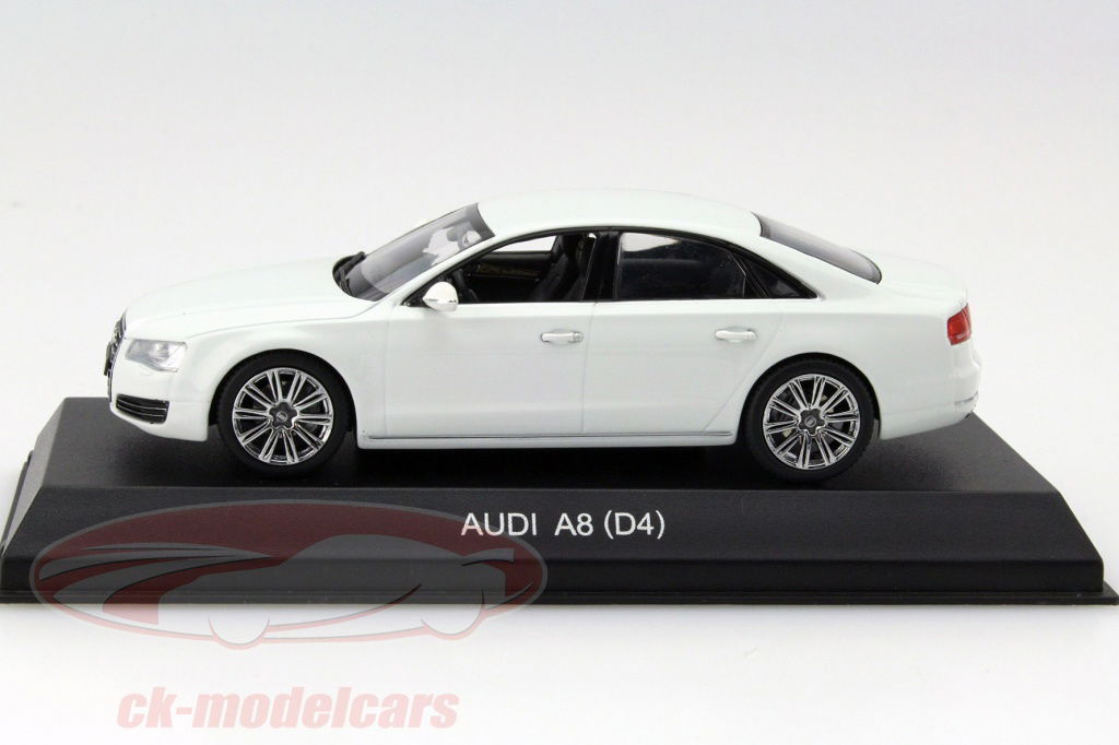 京商 アウディ A8 D4 ホワイト 1/43 モデルカー ミニカー 京商 アウディ A8 D4 ホワイト 1/43 モデルカー ミニカー Amazon