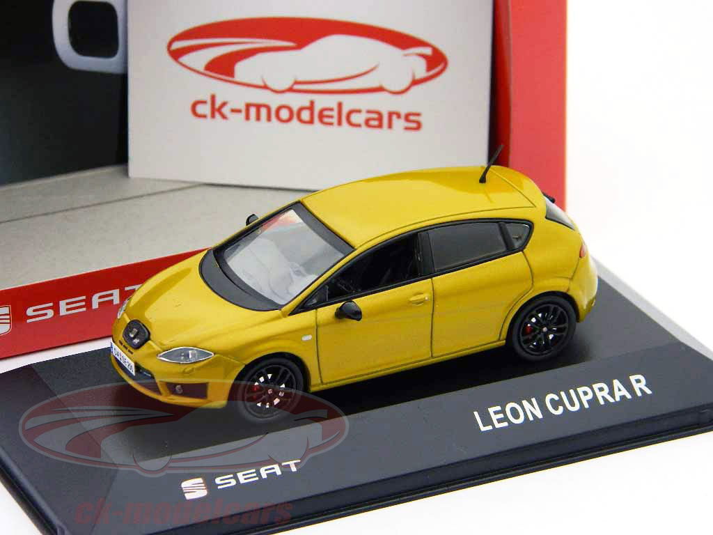 fischer-1-43-seat-leon-cupra-r-year-2011-gold-metallic/