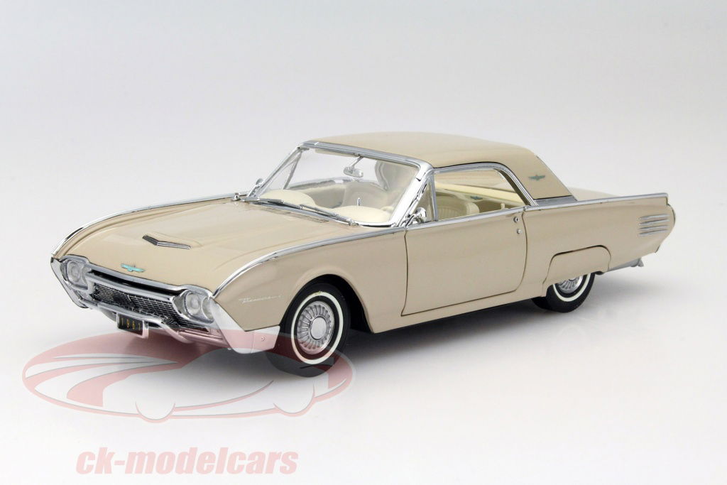 danbury-mint-1-24-ford-thunderbird-hardtop-1961-dm1619/