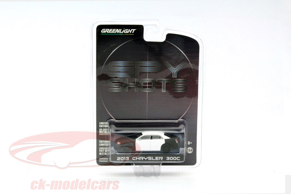 greenlight-1-64-chrysler-300c-annee-2013-noir-blanc-29777/