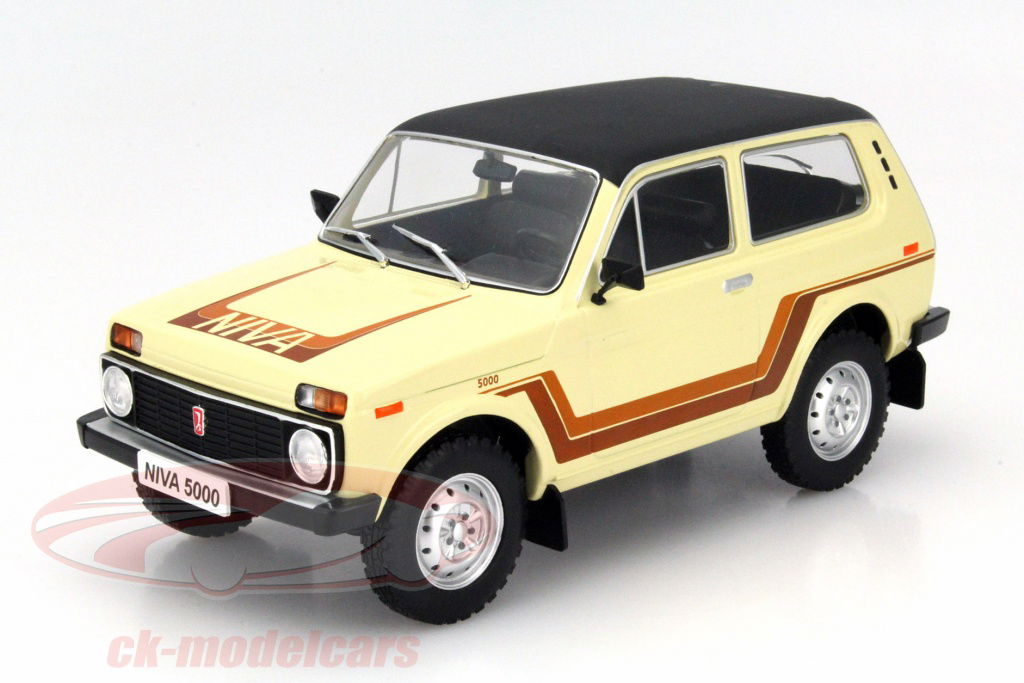 modelcargroup-1-18-lada-niva-5000-modelcar-group-mcg18004/