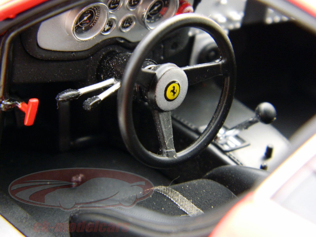 Ferrari 365 GTB4 リミテッドエディション 1/18   未開封品 01_d4e24940-ade1-4638-8700-