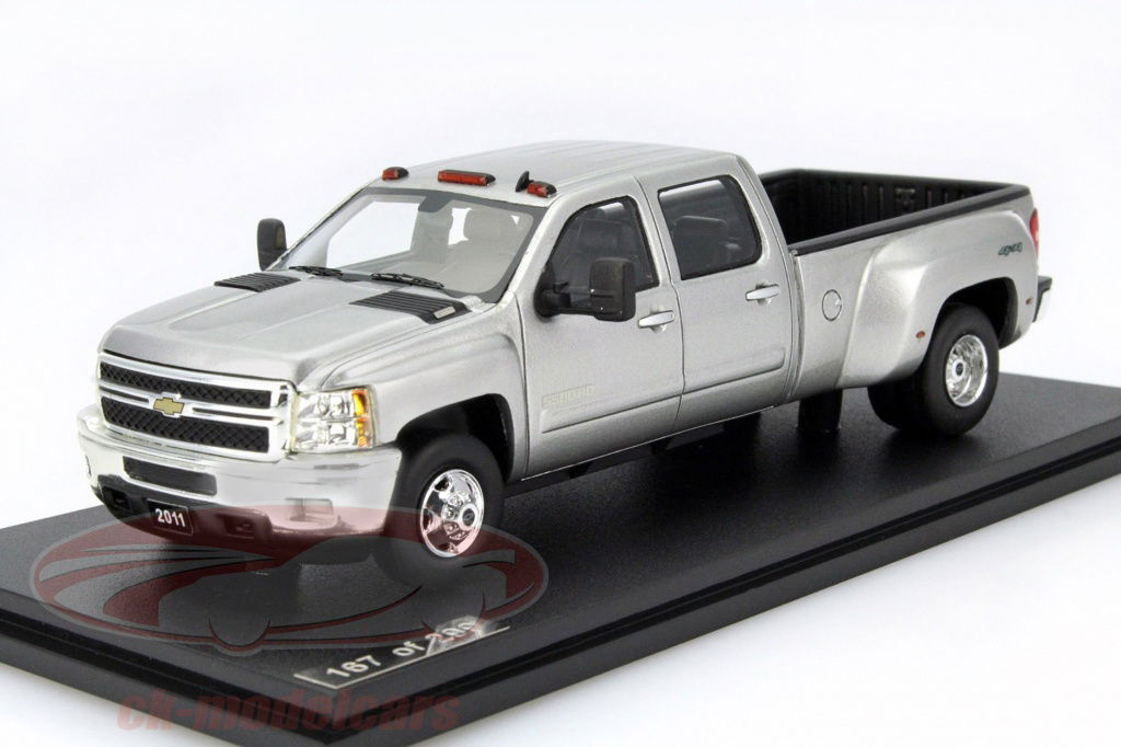 great-lighting-models-1-43-silverado-big-dooley-3500hd-2011-glm109002/