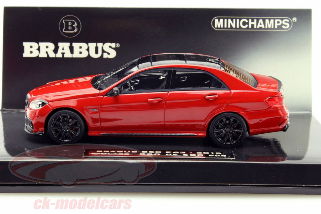 1/43 限定600台 ブラバス850 E63 Eクラス 2015 Minichamps 1:43 Brabus 850 (E63) E-Class Year 2015 red