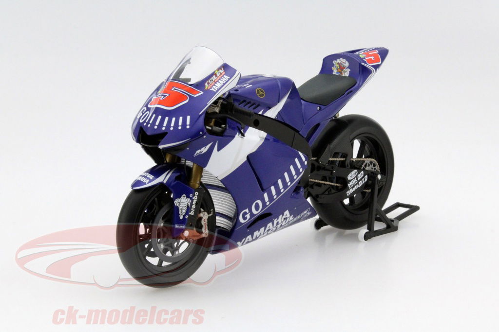 Minichamps 1:12 Colin Edwards Yamaha YZR-M1 MotoGP 2005