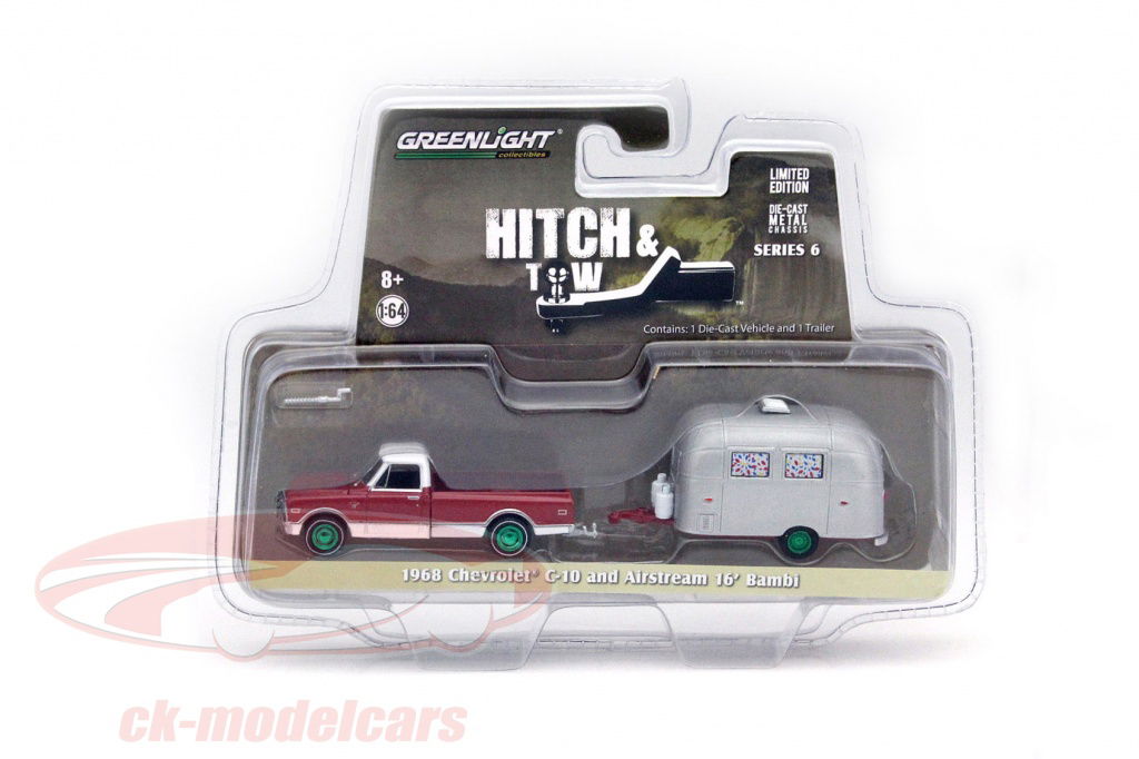 greenlight-1-64-chevrolet-c-10-avec-airstream-bambi-hitch-and-tow-series-rouge-vert-32060-gruene-version/