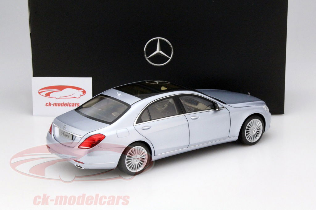 【MINICHAMPS】MercedesC−class 1/18 #M62 Minichamps 1:18 A gray Mercedes C-Class DTM 1995 #5 Team