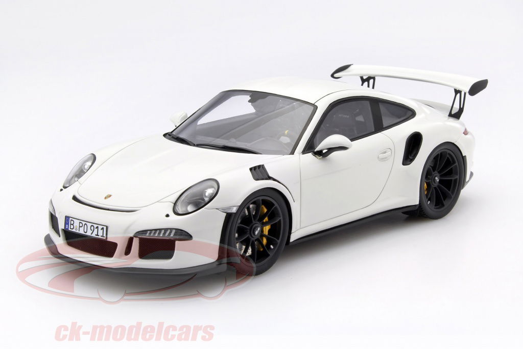 spark-1-18-porsche-911-991-gt3-rs-ano-2015-blanco-con-escaparate-fascinacion-coche-deportivo-map02103616/
