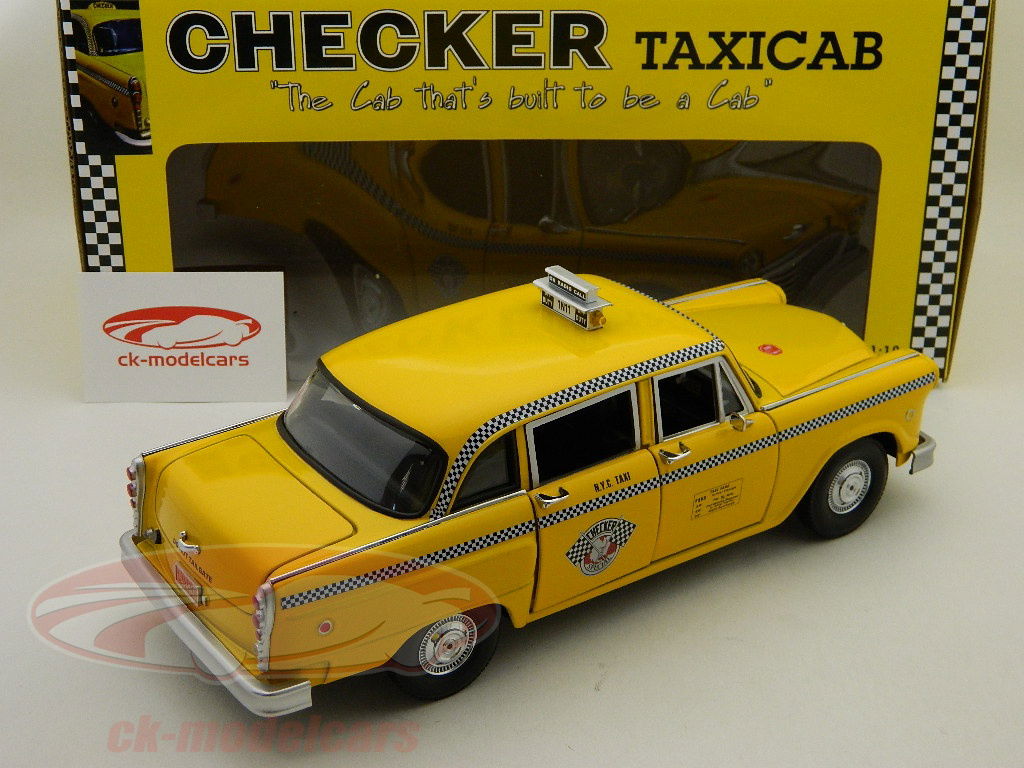 No558 ミニカー1/18 1977 Checker Taxi Poppy Fiction 1977 Checker Taxicab Diecast Model Car