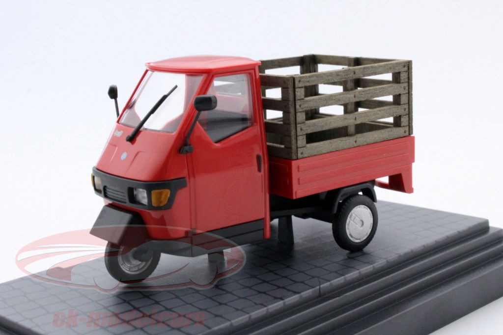 busch-1-43-piaggio-ape-50-com-gitterbox-vermelho-60057/
