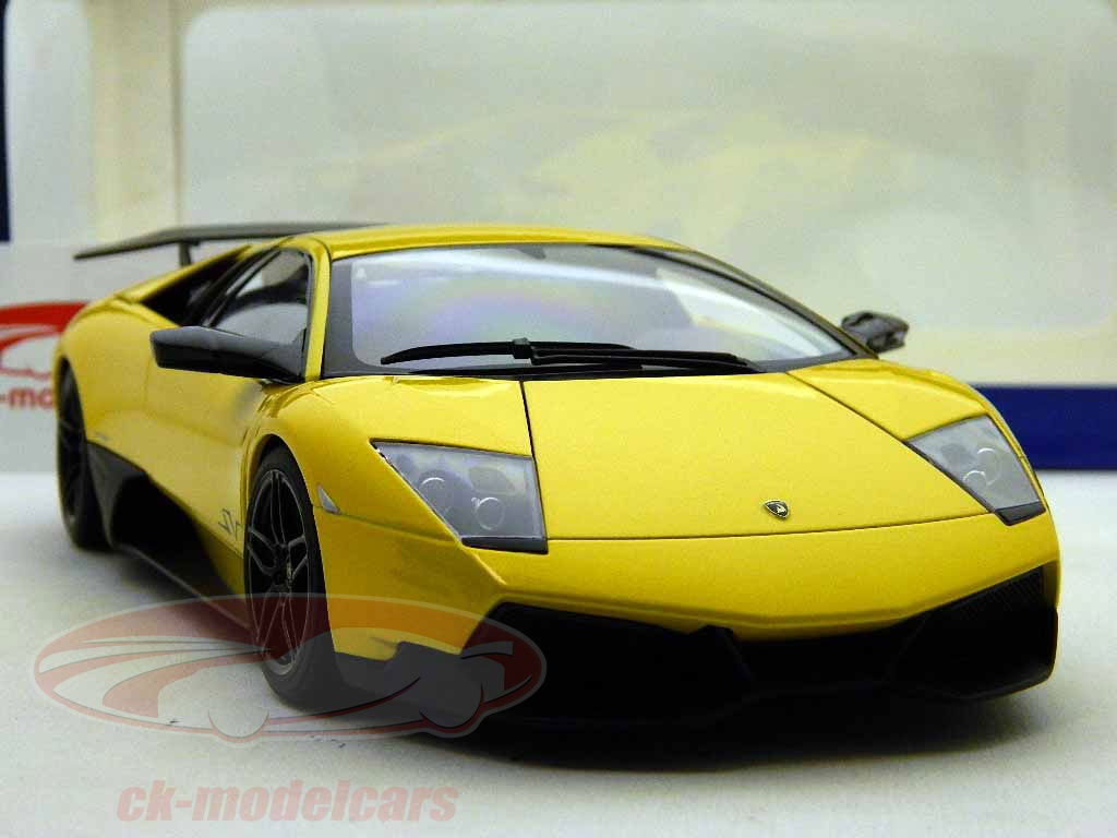 ミニカー　1/18 ランボルギーニ ムルシエラゴ LP670-4 スーパーヴェローチ(イエロー) [74616] MDL] 1/18 ランボルギーニ ムルシエラゴ LP670-4 スーパーヴェ