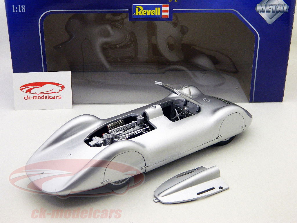 1/18 アウトウニオン タイプ C ストリームライン #31 REVELL Revell 1:18 Auto Union Typ C Stromlinie #31 silver 08436