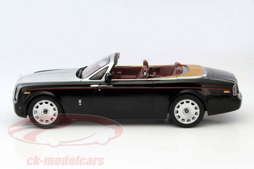 Kyosho 1:12 Rolls Royce Phantom Drophead Coupe Year 2012