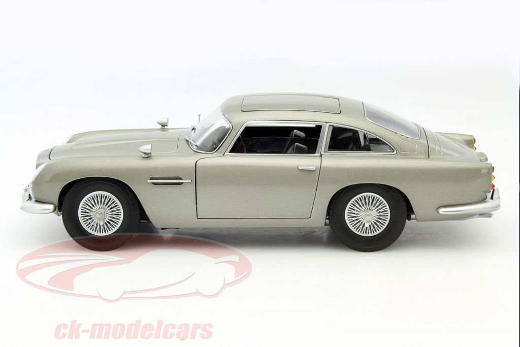 HotWheels 1:18 Aston Martin DB5 James Bond Goldfinger 1964