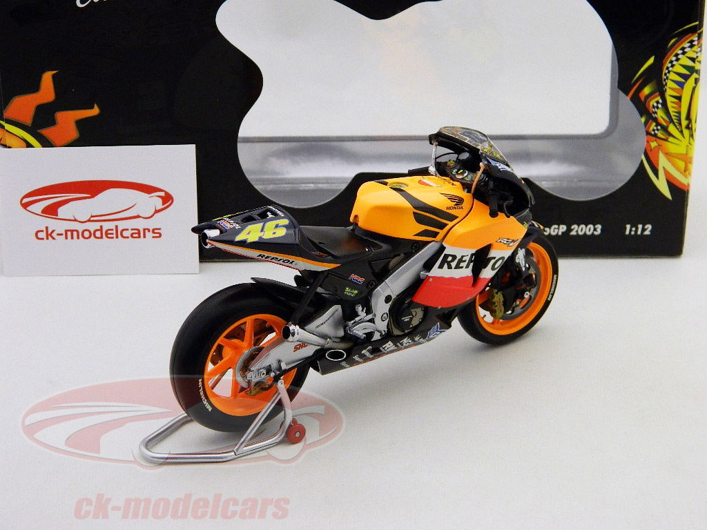 Minichamps 1:12 Valentino Rossi Honda RC211V MotoGP 2002