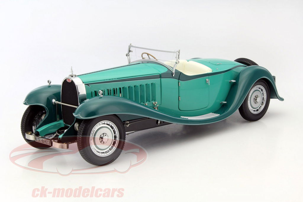 bauer-1-18-bugatti-roadster-esders-year-1932-turquoise-1990tz68/