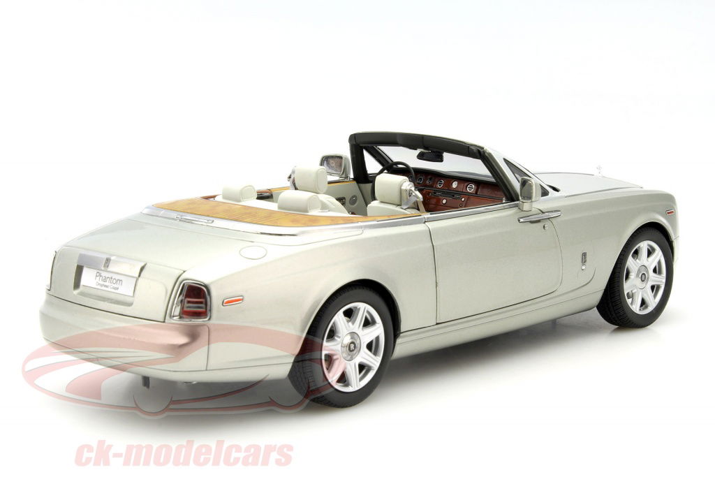 Kyosho 1:18 Rolls Royce Phantom Drophead Coupe platinum
