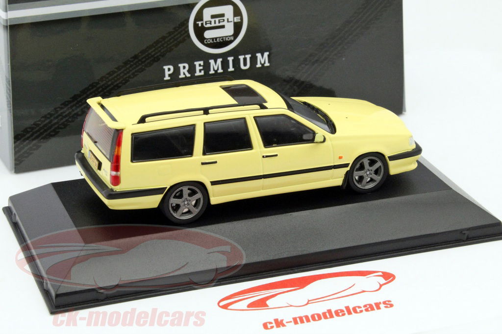 ミニカー Volvo 850Break 1996 MINICHAMPS Volvo 850 1996年式 ミニカー - メルカリ