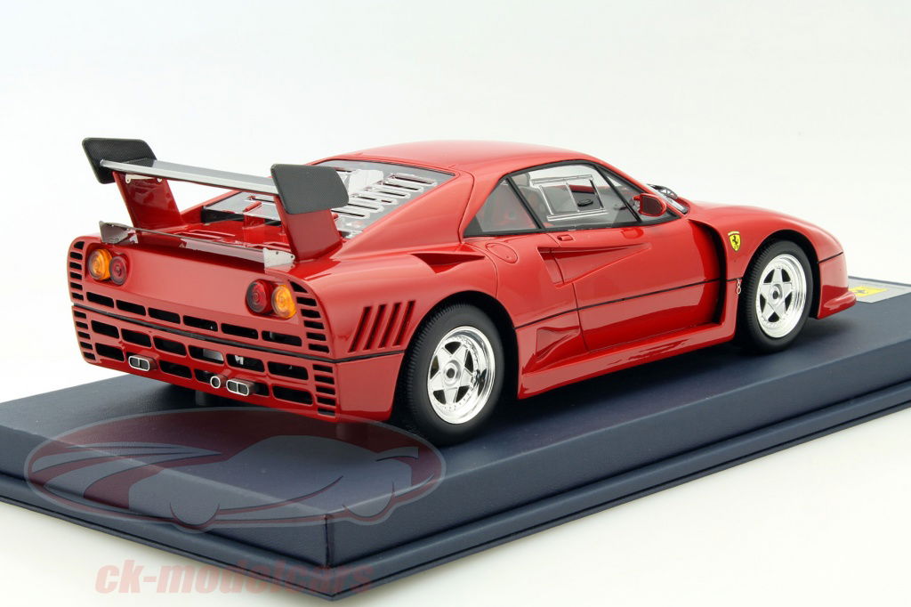 1/18 フェラーリ　288gto ルックスマート Ferrari 288 GTO Evoluzione Scale 1:18 - Looksmart Models