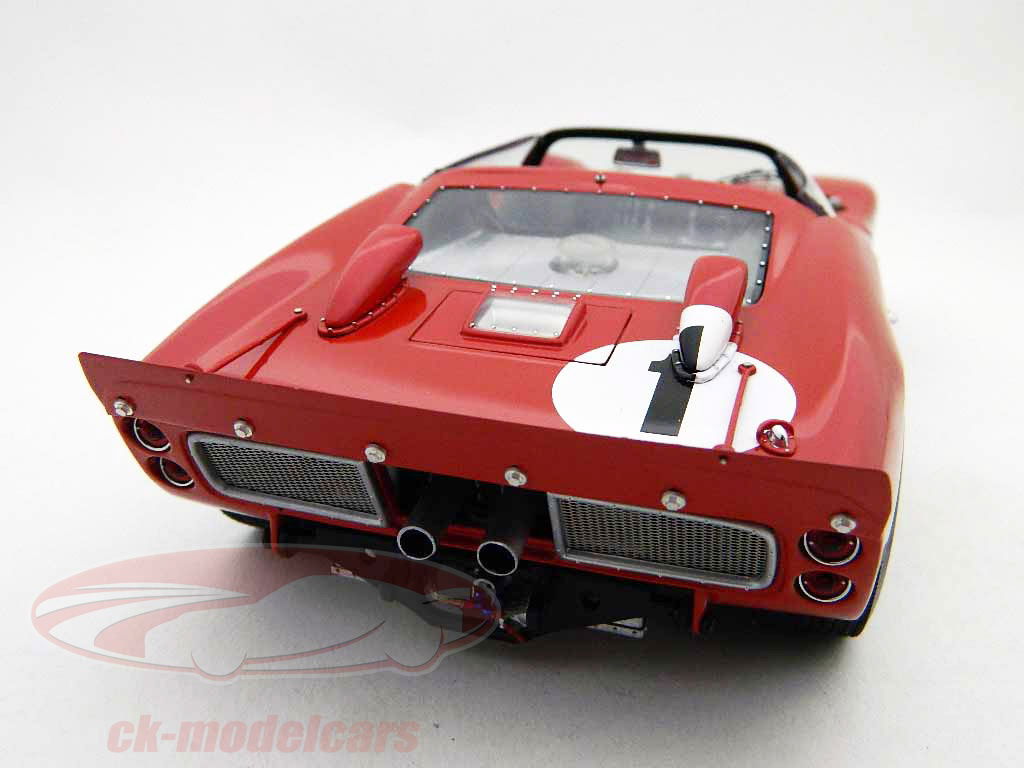 Exoto 1:18 セブリング1966 12HフォードGT40 MK IIロードスター