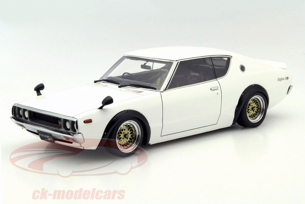 ignition-model-1-18-nissan-skyline-2000-gt-r-white-ig0747/