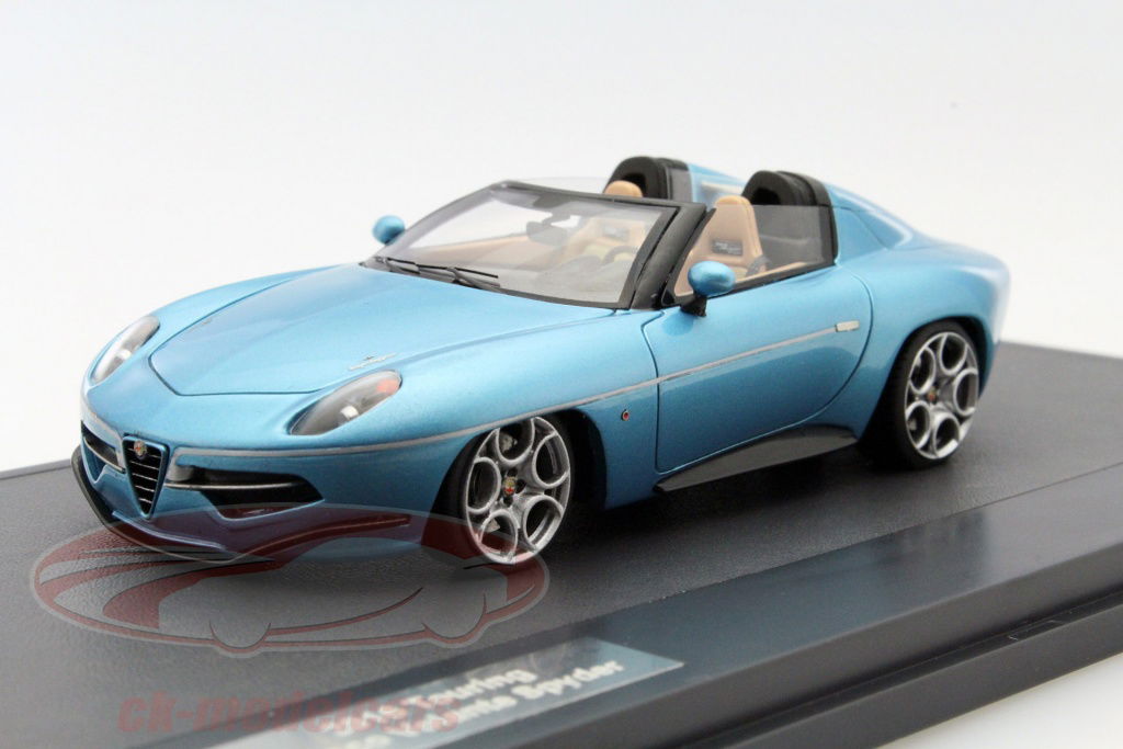 matrix-1-43-alfa-romeo-touring-disco-volante-spyder-baujahr-2016-hellblau-mx40102-111/