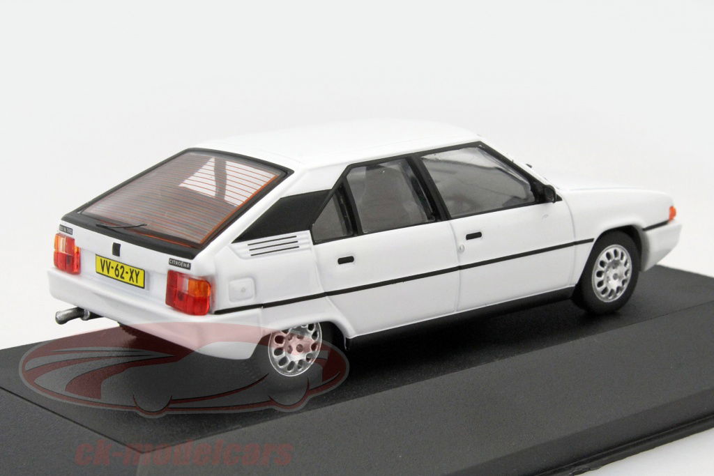 Triple9 1:43 Citroen BX 16 TRS Baujahr 1983 weiß T9P10014