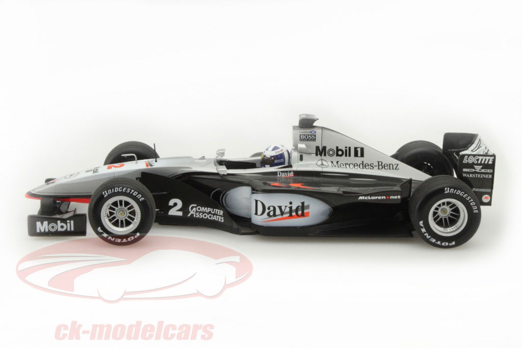 McLaren MINICHAMPS 1:18 ミニカー 1/18 Minichamps 2022 Formula 1 Lando Norris McLaren MCL36 #4