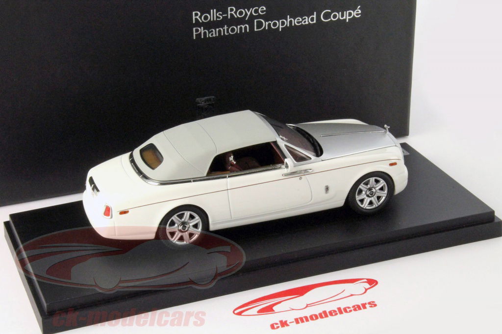 ミニカー Rolls-Royce Phantom Drophead Coupe 1/18 Kyosho Rolls-Royce Phantom Drophead Coupe (Light Blue