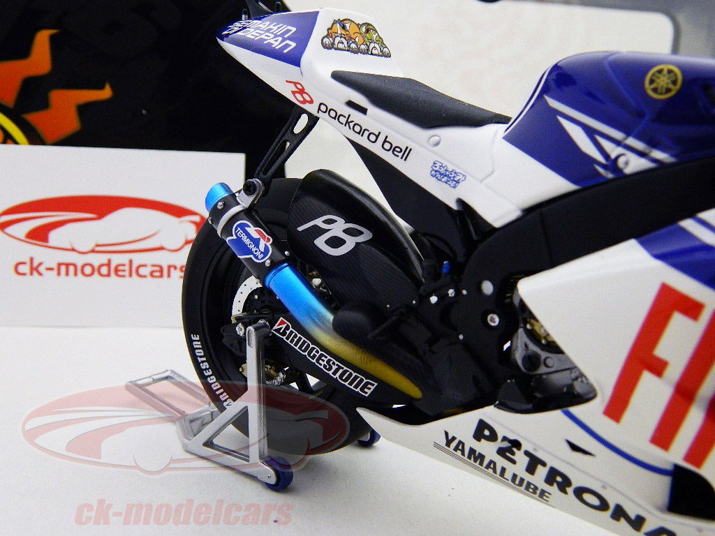 Minichamps 1:12 バレンティーノ·ロッシヤマハYZR-M1 MotoGPの